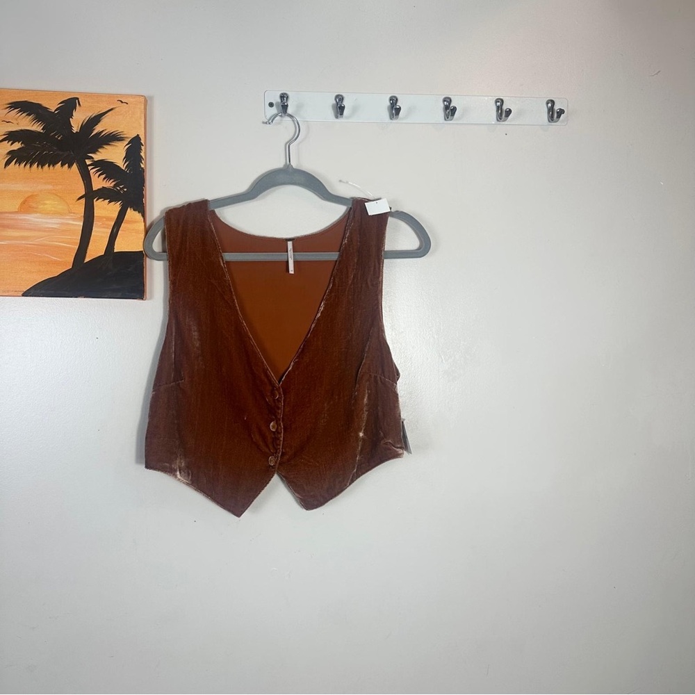 Free People Red Crop Buttoned Vest - Picture 12 of 13